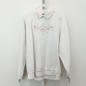 Vintage Grandmacore Top Stitch White Embroidered Heart Doilies Tulip Roses